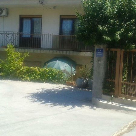 מטולי Apartman Milada Vrvilo מראה חיצוני תמונה